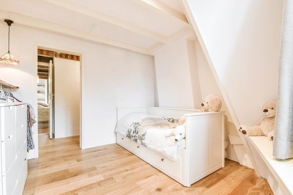 Idées de décoration luxe pour une chambre d'enfant élégante